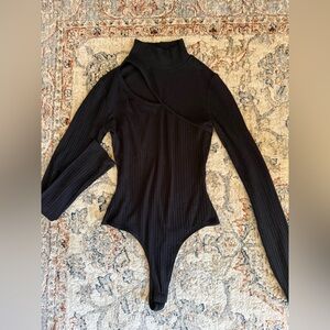 Black Long-Sleeved Ribbed Bodysuit